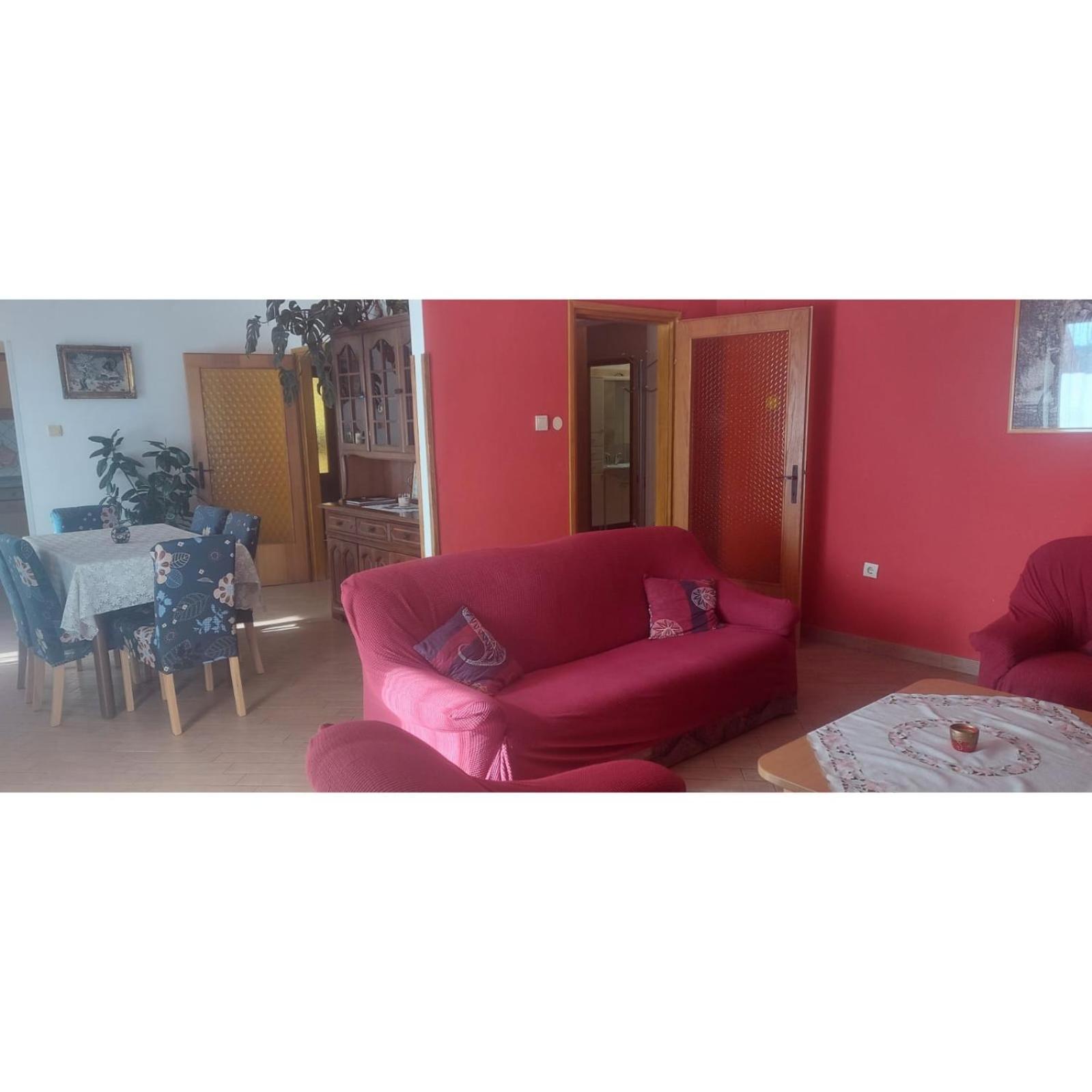 Apartman Dino Roč Eksteriør billede