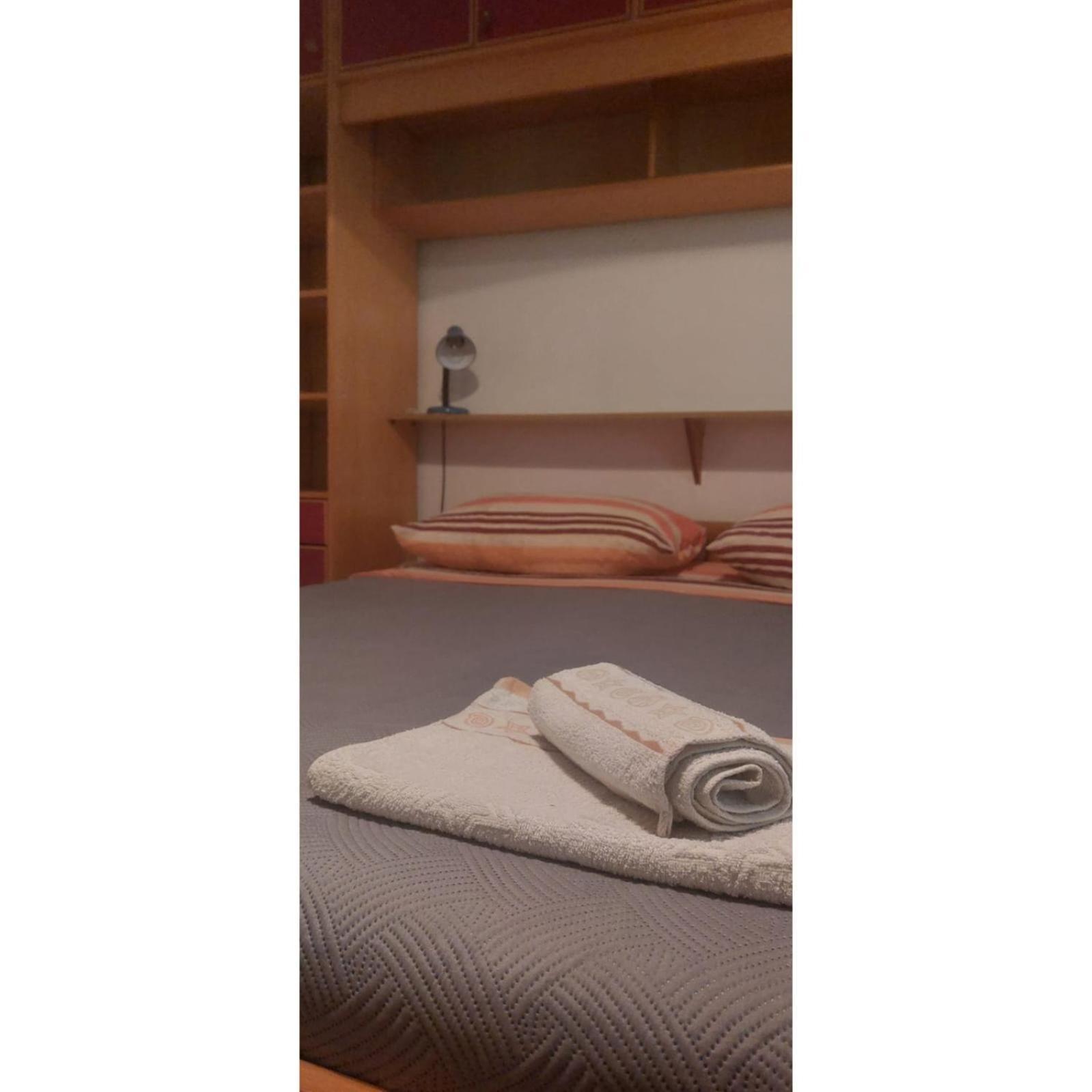 Apartman Dino Roč Eksteriør billede